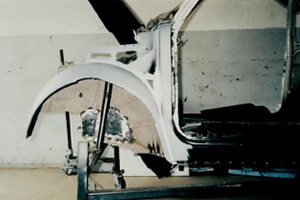 Rimozione passaruota interno, longherone esterno e parafanghi interni - Fiat 500 restauro