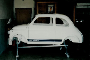 Recién pintado - Restauración Fiat 500